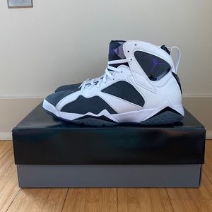 Air Jordan 7 Flint (White / Grey / Purple) in U.S. Men’s Size 9